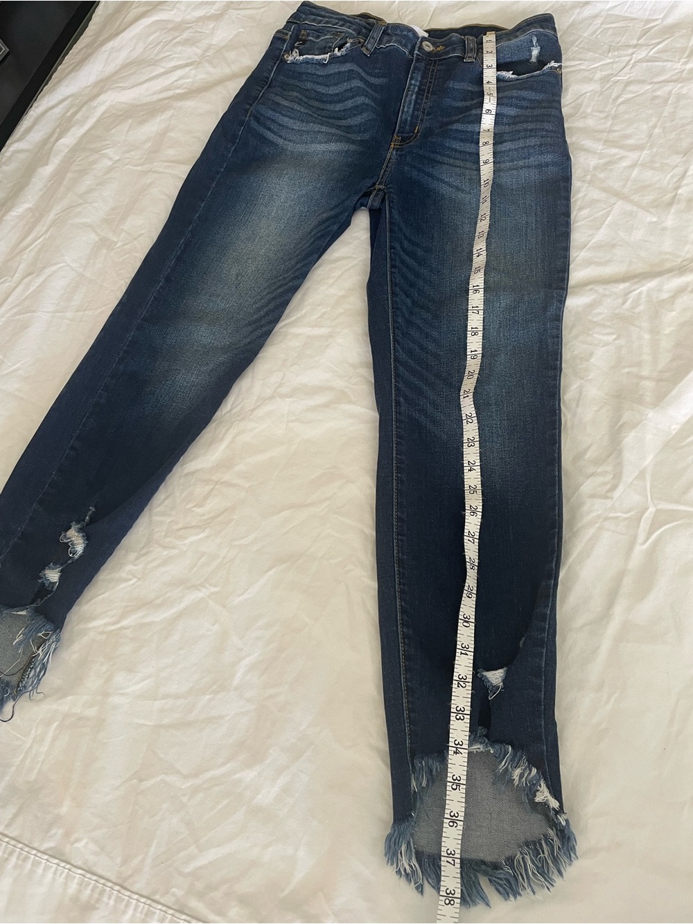 KanCan Jeans Womens 9/28 Medium Wash Blue - Picture 4 of 9